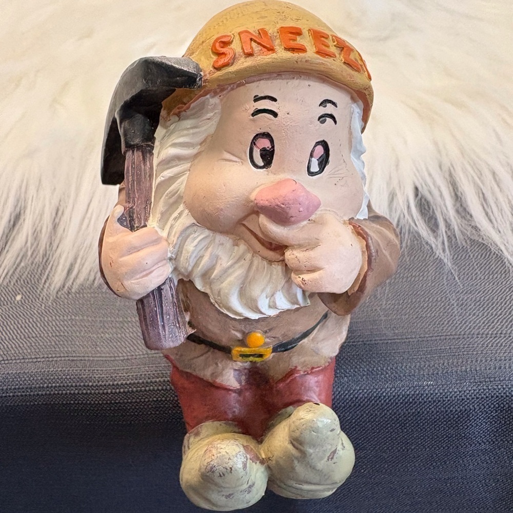 (155)Sneezy Dwarf Figurine with Pickaxe